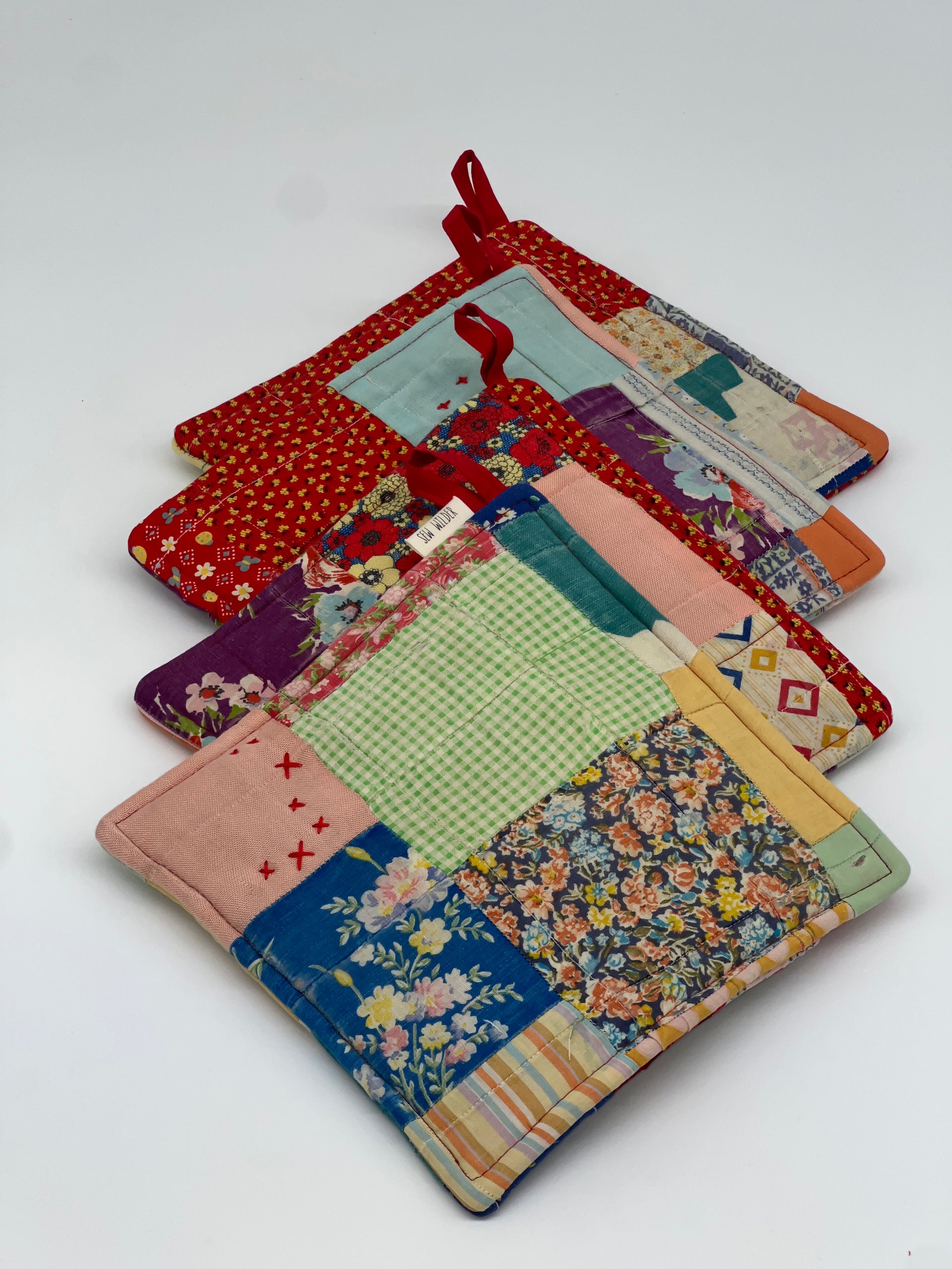 sew wilder quilted pot holders