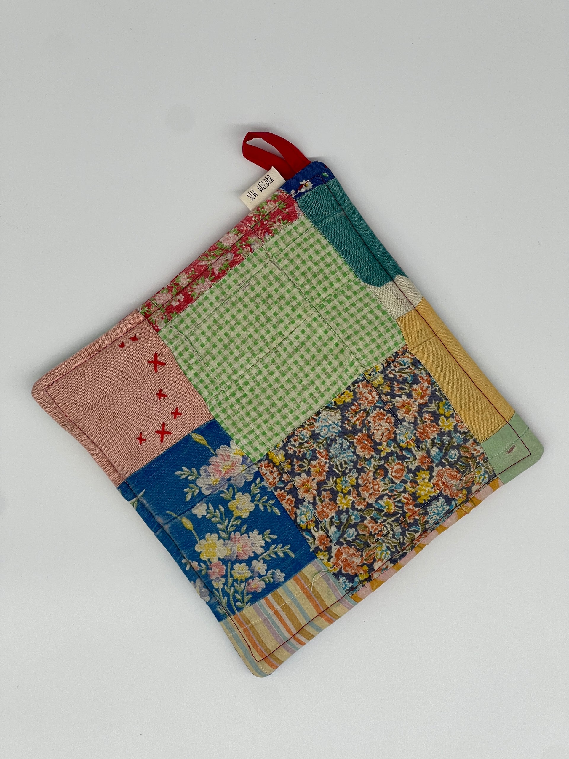 sew wilder quilted pot holders