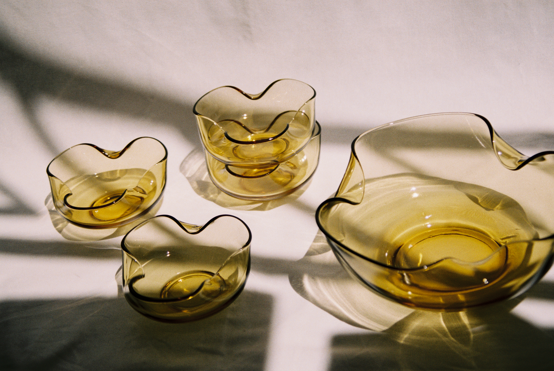 folded amber salad set